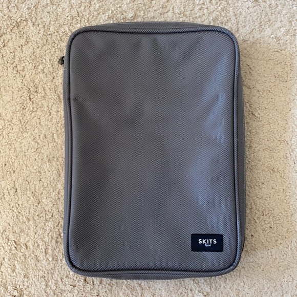 Skits Sport Electronics Case - Picture 1 of 5